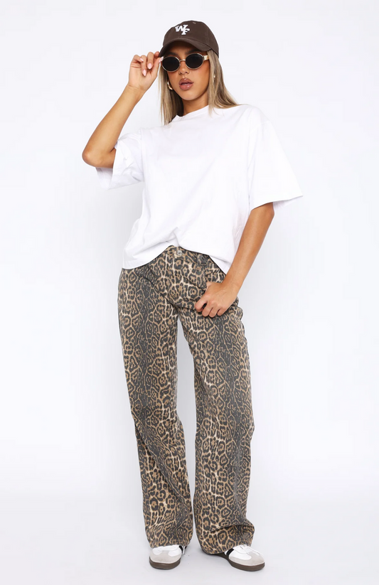 Oversized Leo Jeans